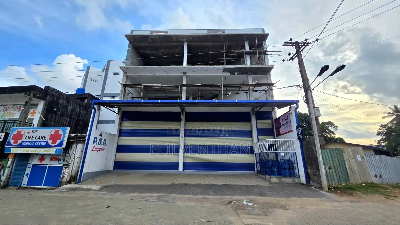 Business Place for Sell !!