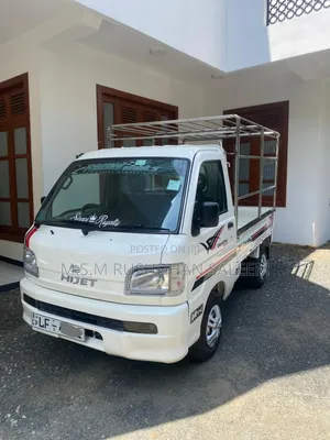 Photo - Daihatsu Hijet