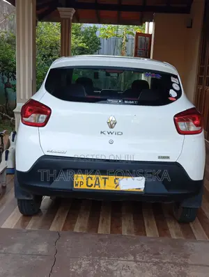 Photo - Renault Kwid 2017 White