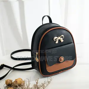 Photo - Imported Leather Shoulder Bag (Back Pack / Shoulder Bag)