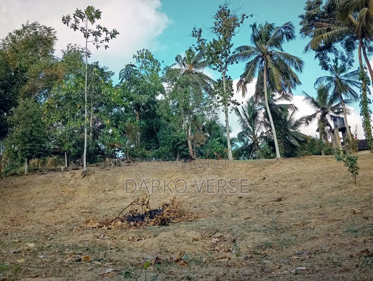 Land Sale in Karapitiya