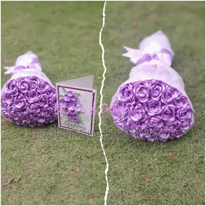 Photo - Flower Bouquet With Greeting Card