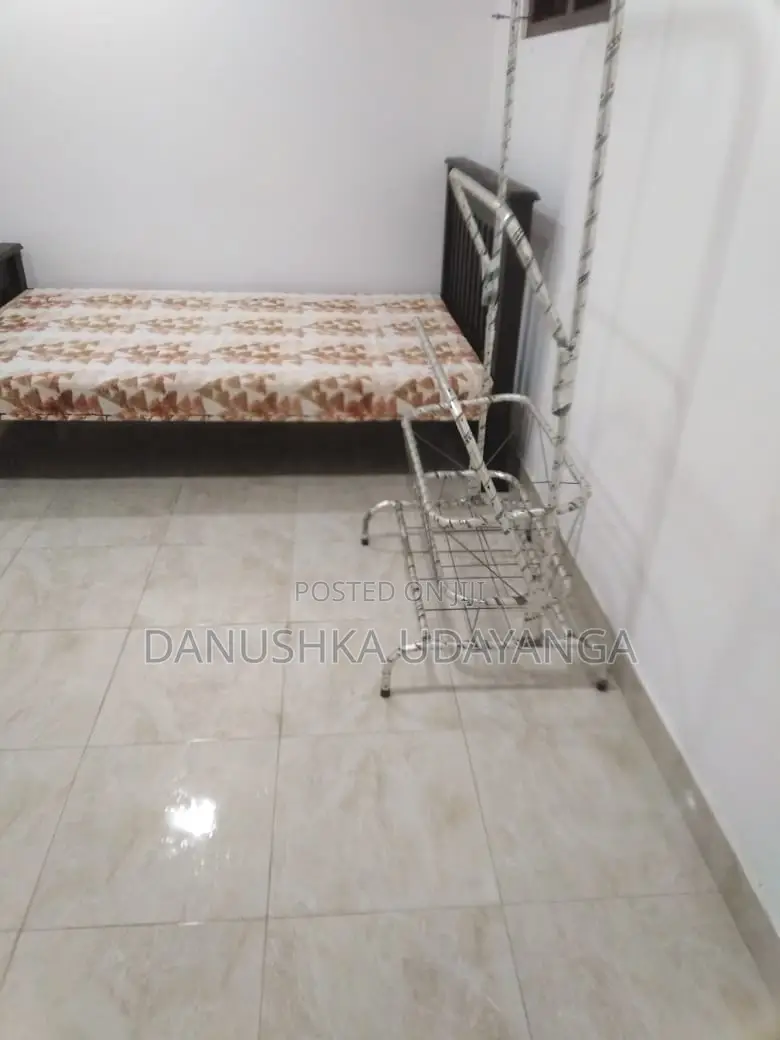 1bdrm Room & Parlour in Embilipitiya for rent