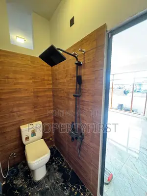 4bdrm House in Designed And, Ratmalana for sale