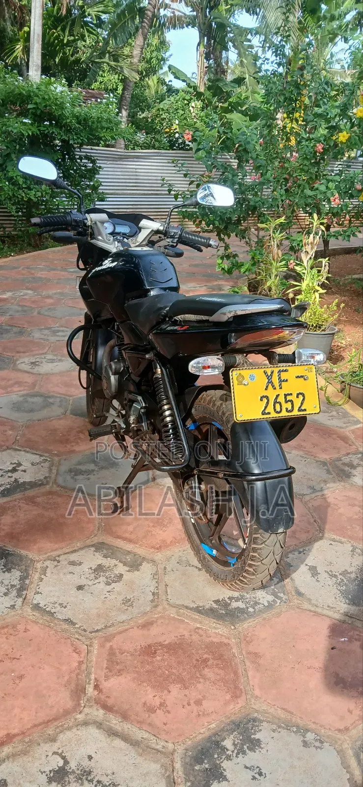 Bajaj Pulsar 135 LS 2012 Black