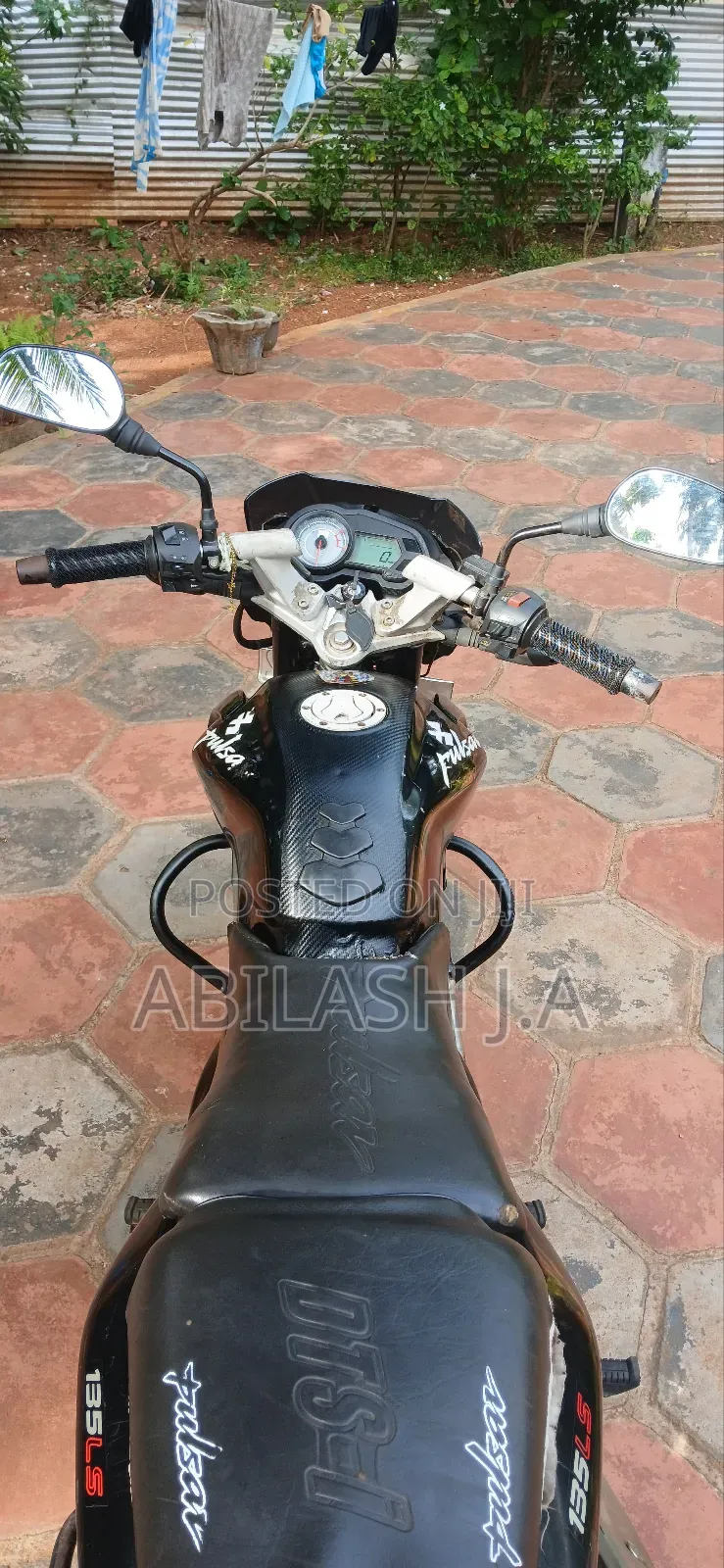 Bajaj Pulsar 135 LS 2012 Black