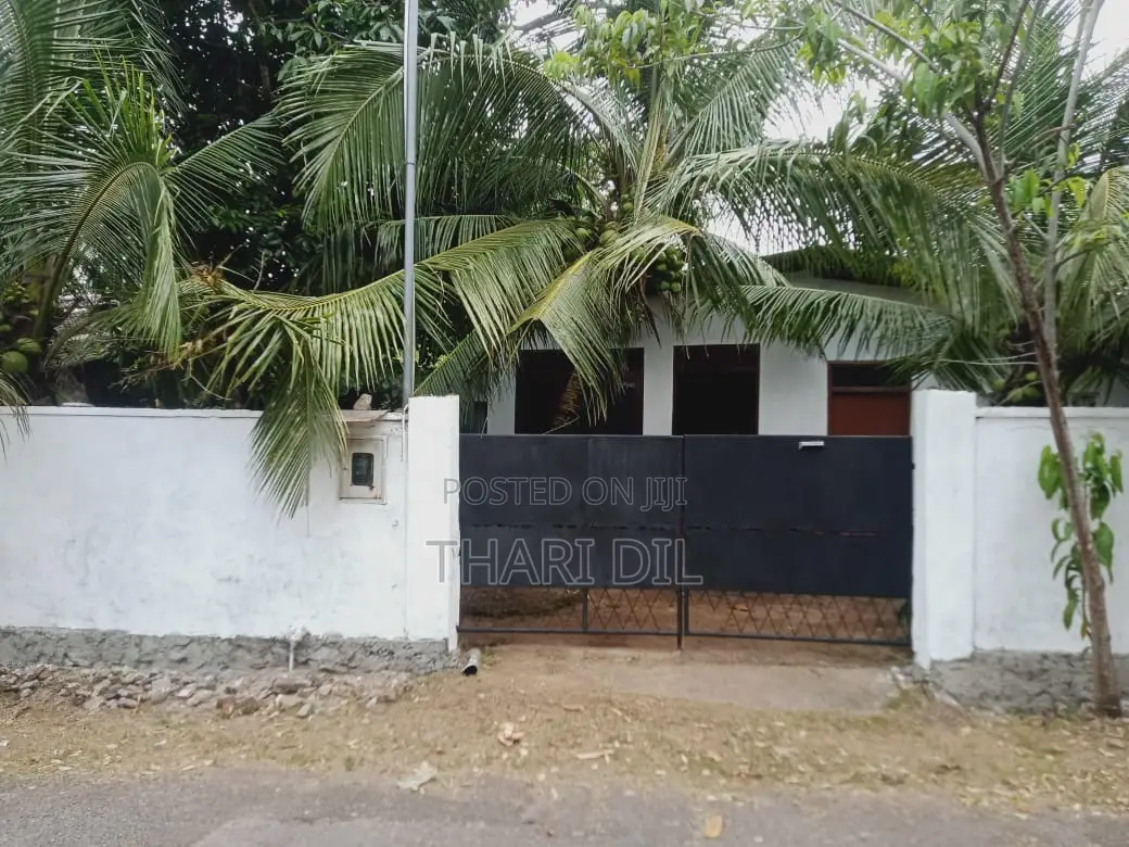 12.8 Perches Land in Piliyandala for Immediate Sale.