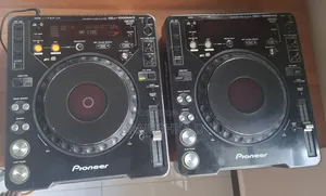 Photo - Pioneer CDJ 1000mk3