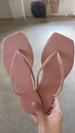 Photo - Ladies Flat Slippers