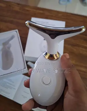 Photo - Intense Pulse Light (Face Neck Massager)