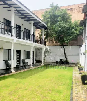 Furnished 4bdrm Room & Parlour in Rovers Lodge, Negombo for rent