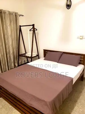 Furnished 4bdrm Room & Parlour in Rovers Lodge, Negombo for rent