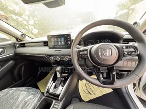 New Honda Vezel 2025 White