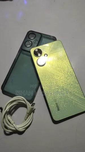 Photo - Xiaomi 13 128 GB Green