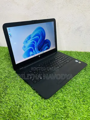 Photo - Laptop HP 15 4GB Intel Core 5 SSD 256GB