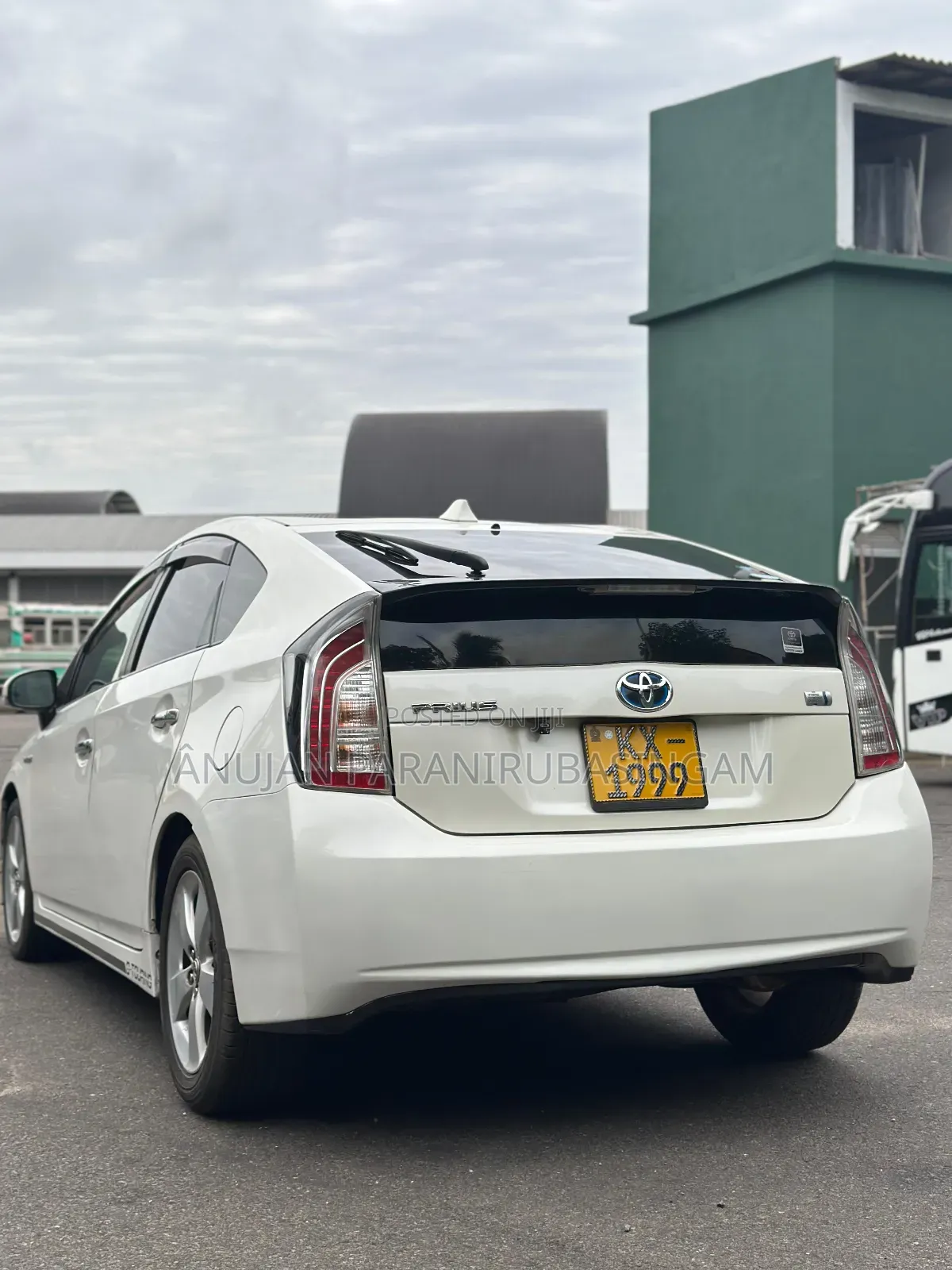 Toyota Prius V 2011 White