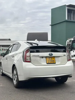 Toyota Prius V 2011 White