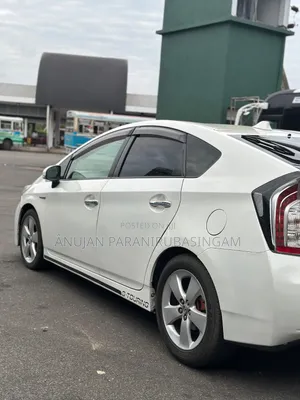 Toyota Prius V 2011 White