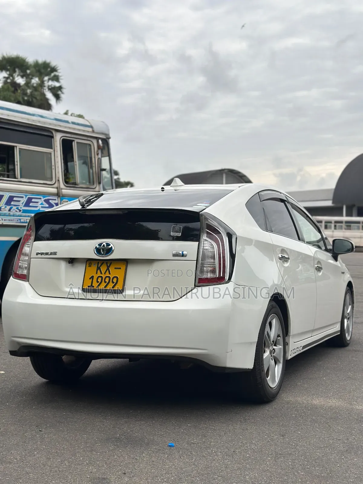 Toyota Prius V 2011 White