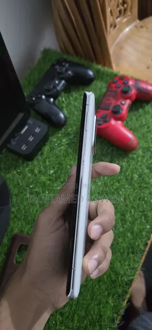 Sharp Aquos R6 128 GB White