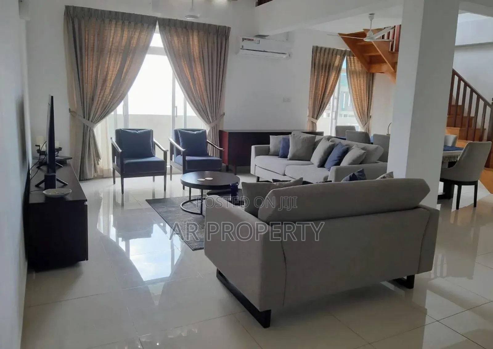 Furnished 4bdrm Apartment in Colombo City for sale