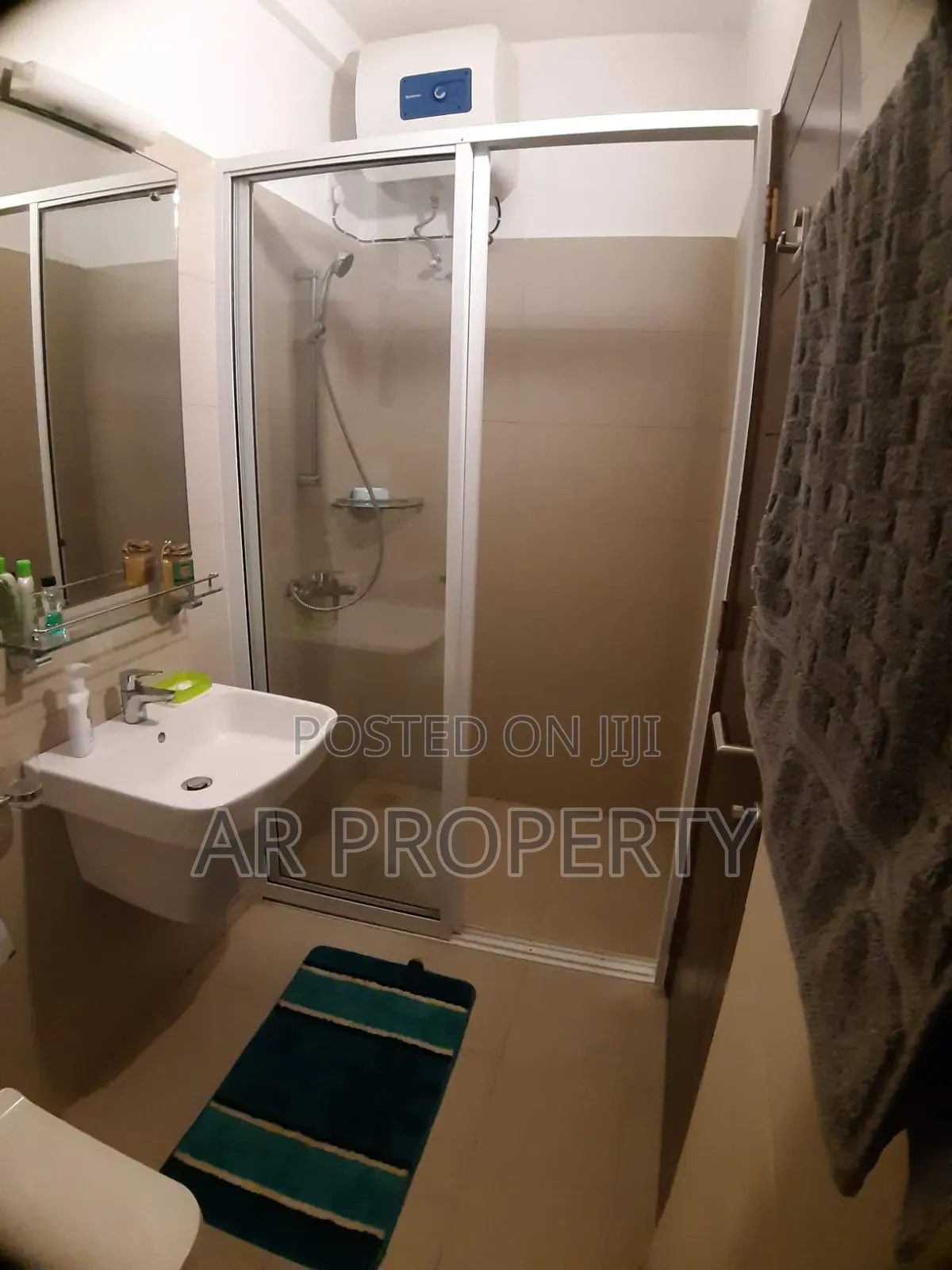 Furnished 4bdrm Apartment in Colombo City for sale