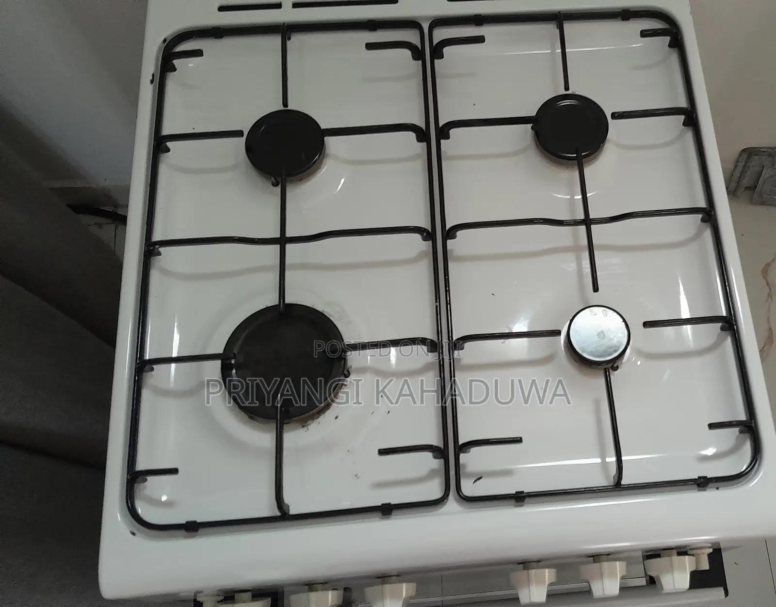 4 - Burner Gas Stove With Oven