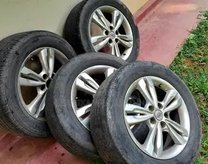17" Alloy Wheel Set Hyundai Tucson