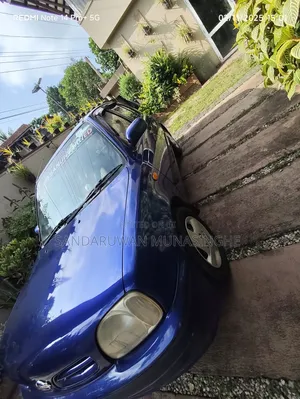 Nissan March 2000 Blue