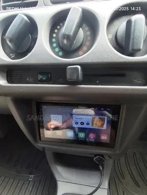 Nissan March 2000 Blue