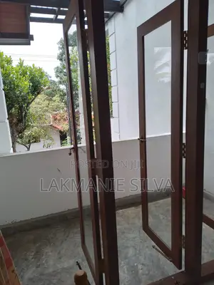 1bdrm Room & Parlour in Battaramulla for rent