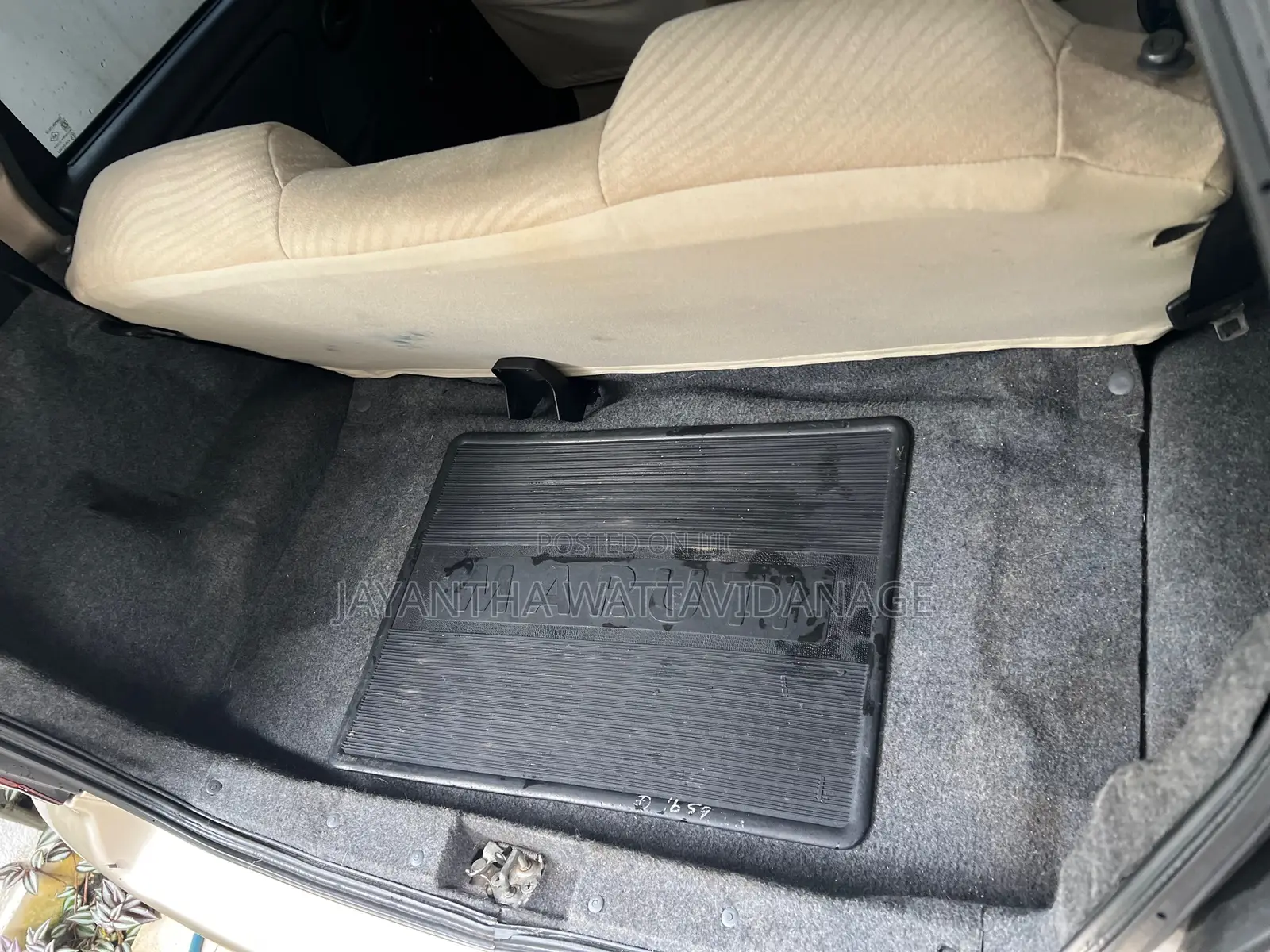 Maruti Suzuki 800 2010 Beige