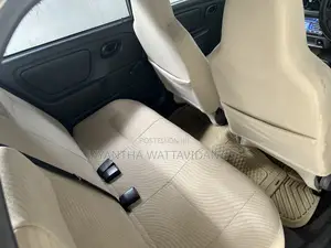 Maruti Suzuki 800 2010 Beige