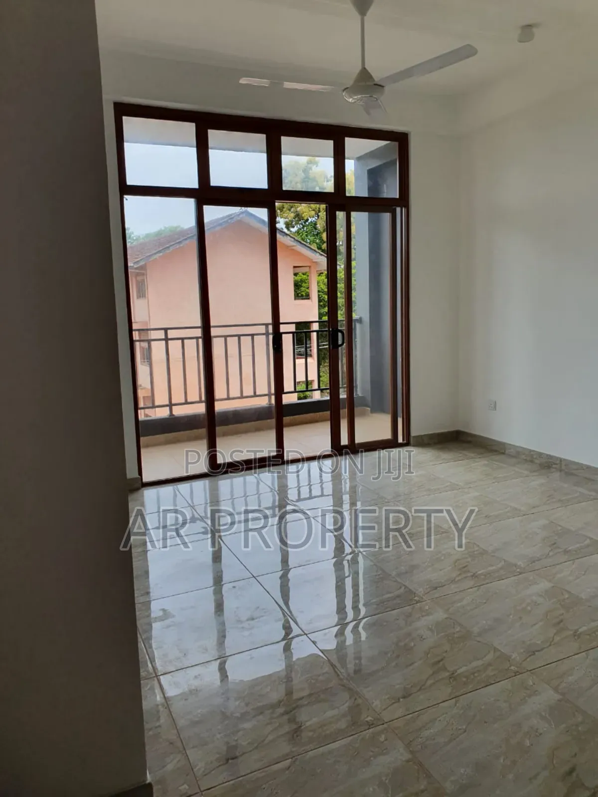 4bdrm Apartment in Colombo City for sale