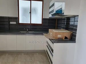 4bdrm Apartment in Colombo City for sale