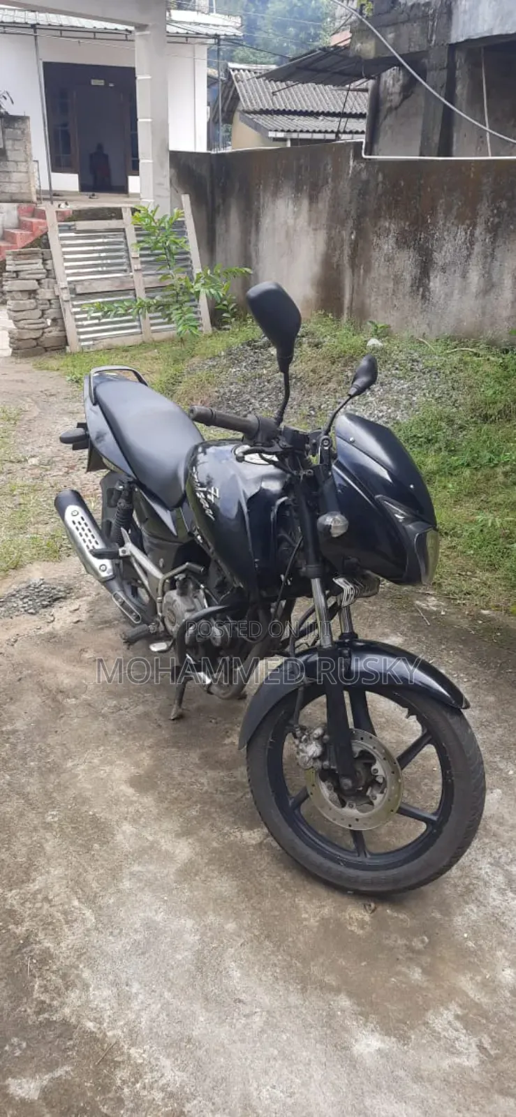 Bajaj Pulsar 150 2013 Black