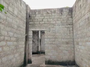 2bdrm House in Kahathuduwa for sale