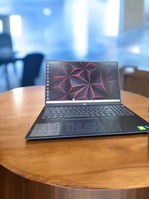 Photo - Laptop Dell Inspiron 15 5000 8GB Intel Core i7 SSD 512GB