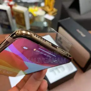 New Apple iPhone 11 Pro Max 256 GB Gold