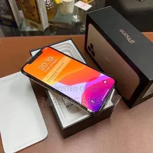 Photo - New Apple iPhone 11 Pro Max 256 GB Gold