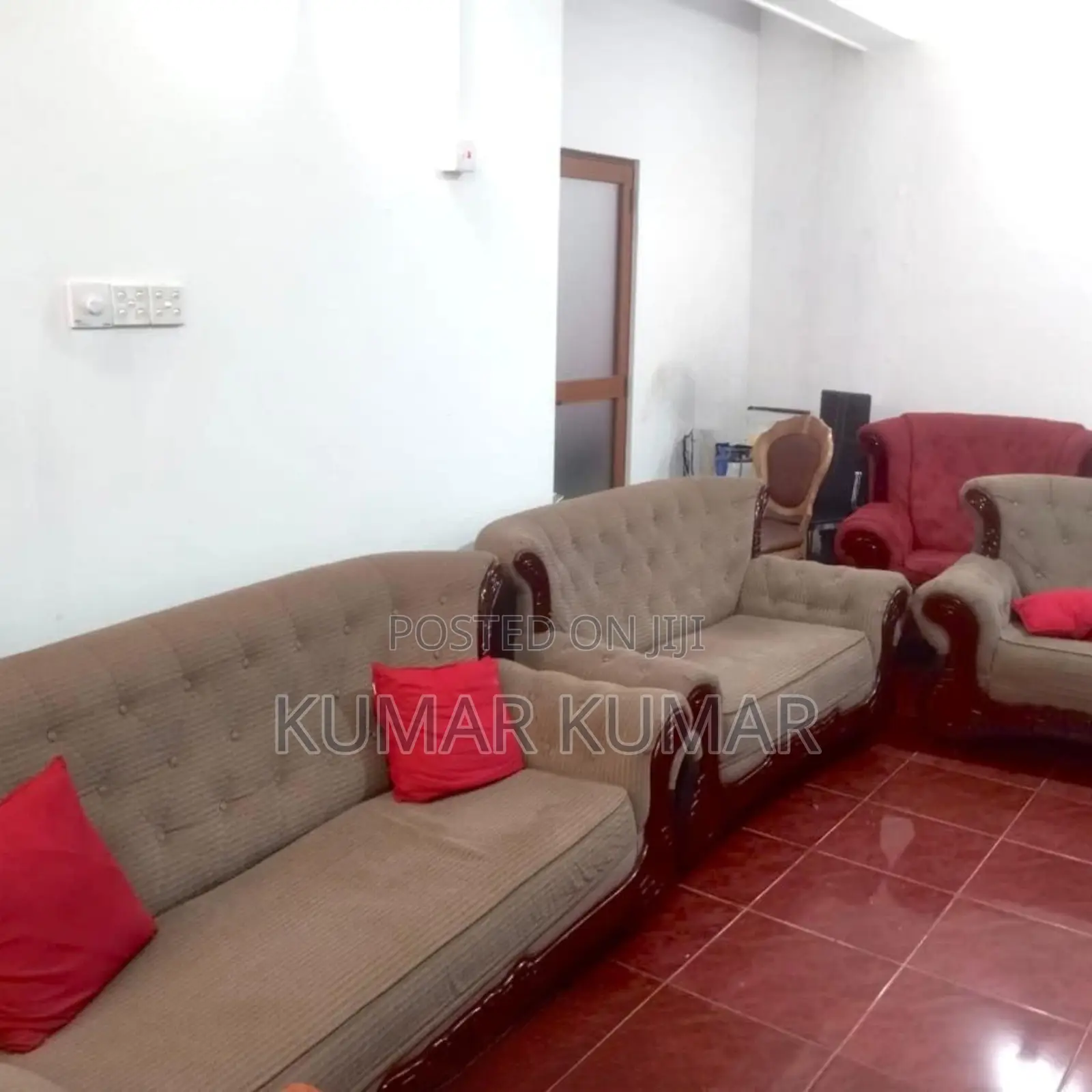 Beige Sofa Set – 3+2+1