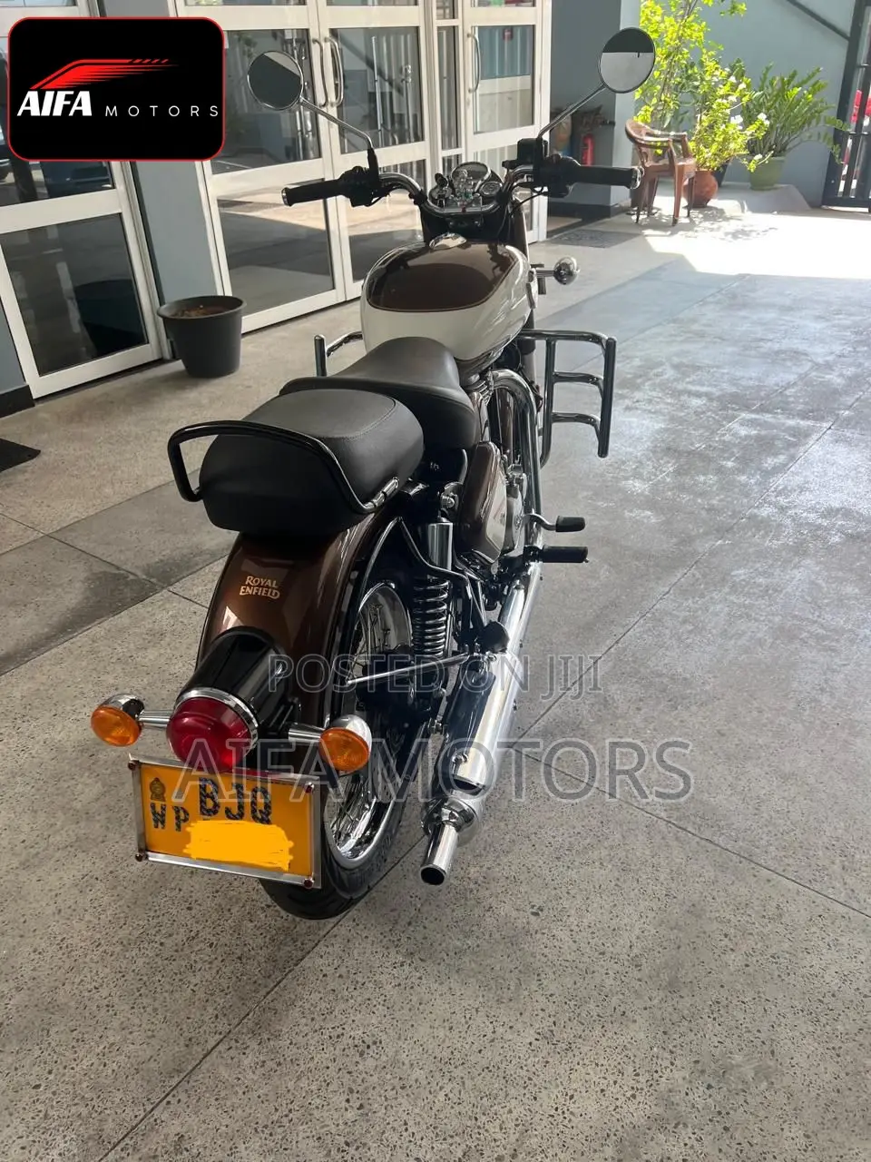 New Royal Motorcycle 2025 Brown