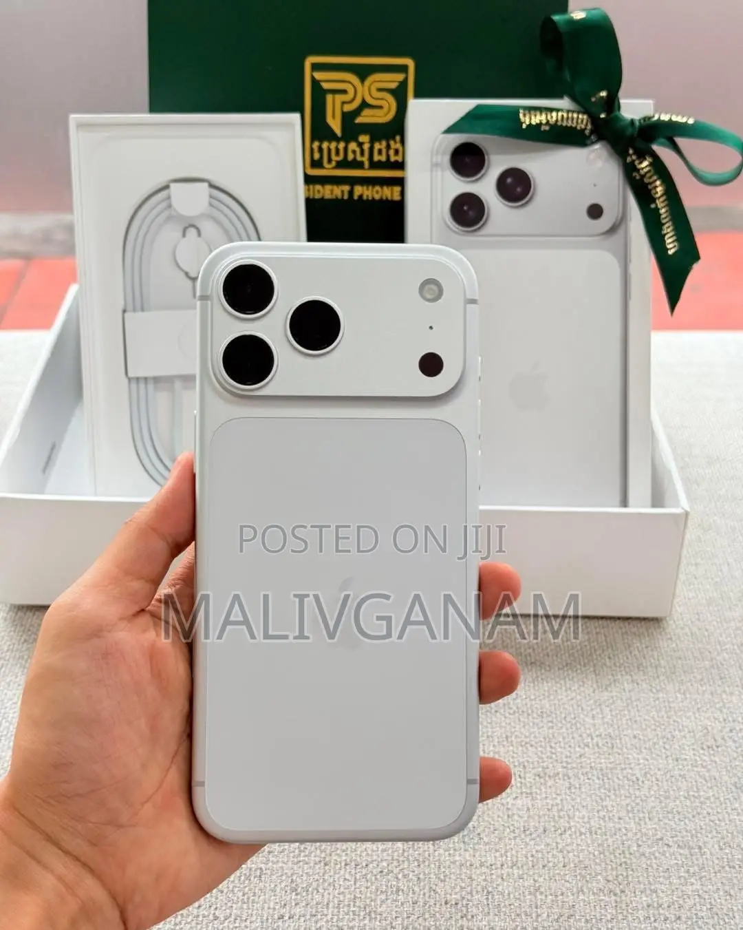 New Apple iPhone 17 Pro Max 256 GB White