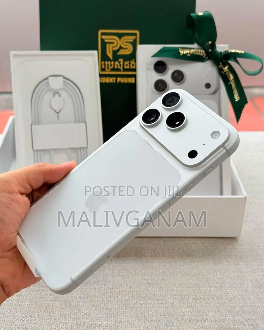 New Apple iPhone 17 Pro Max 256 GB White