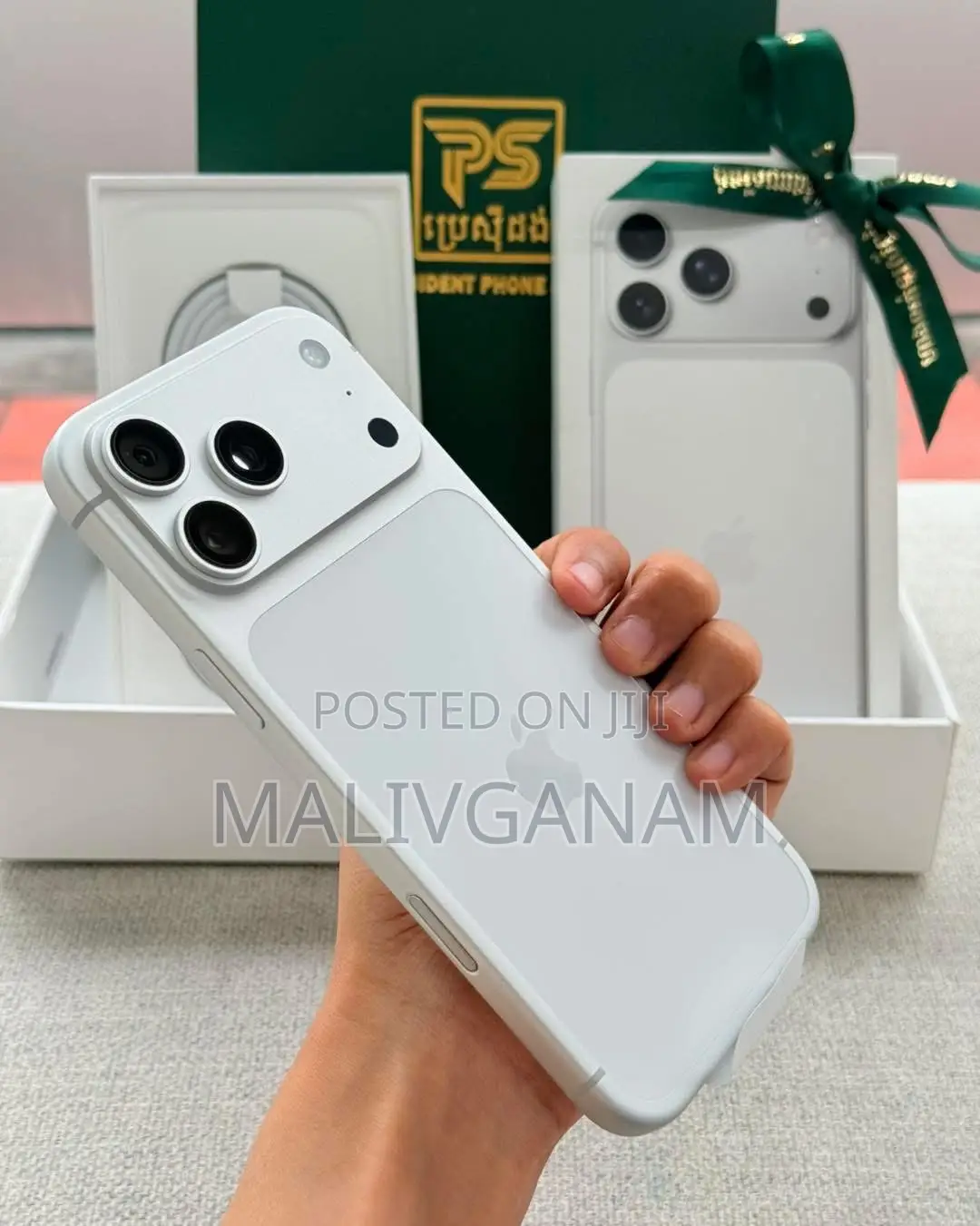 New Apple iPhone 17 Pro Max 256 GB White