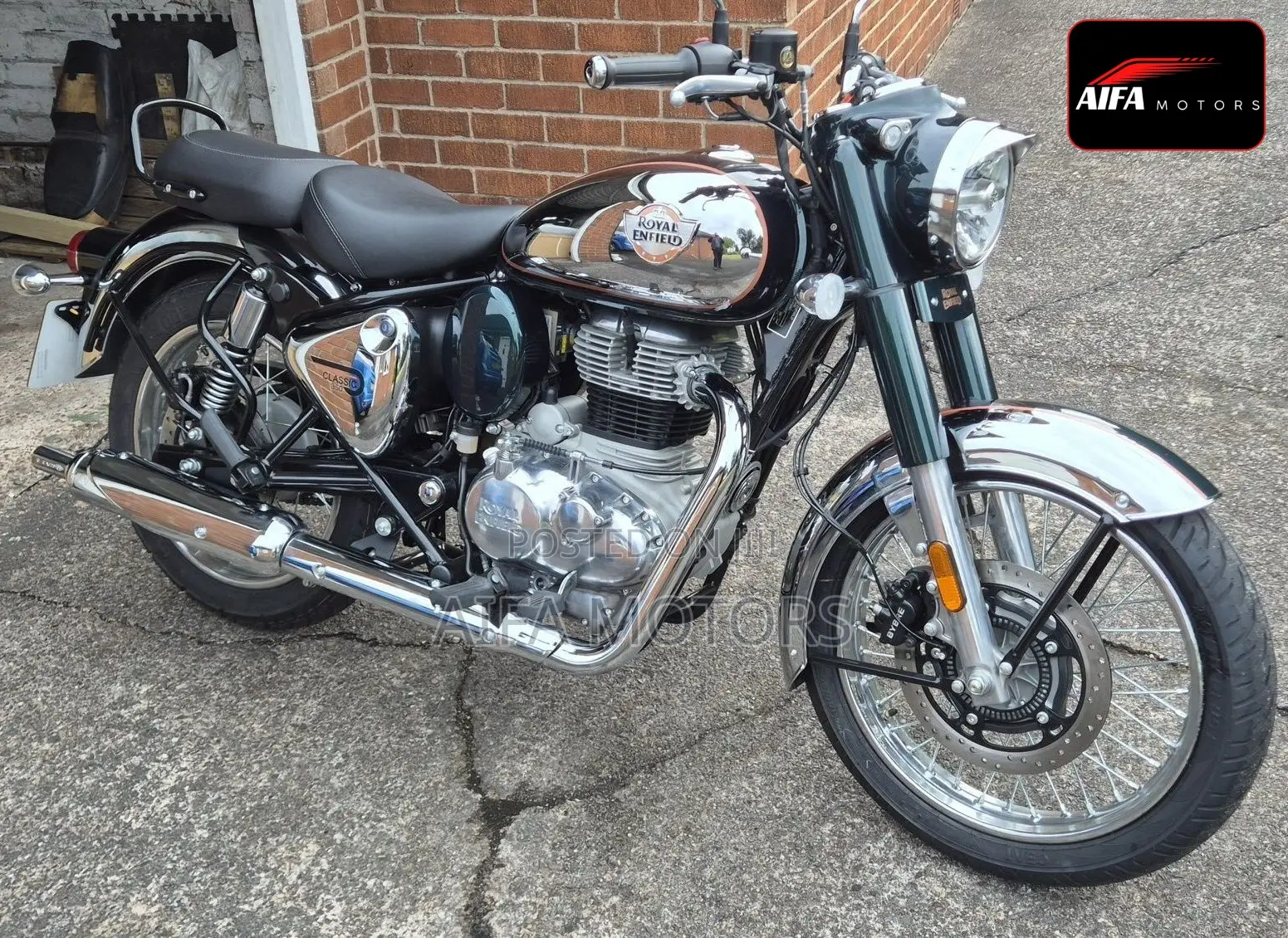 New Royal Motorcycle 2025 Green