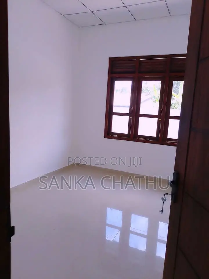 3bdrm House in Moragahahena, Horana for sale