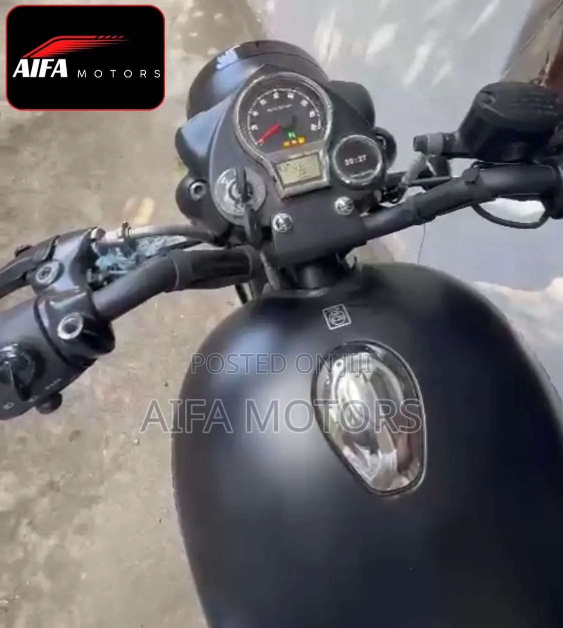 New Royal Motorcycle 2025 Black