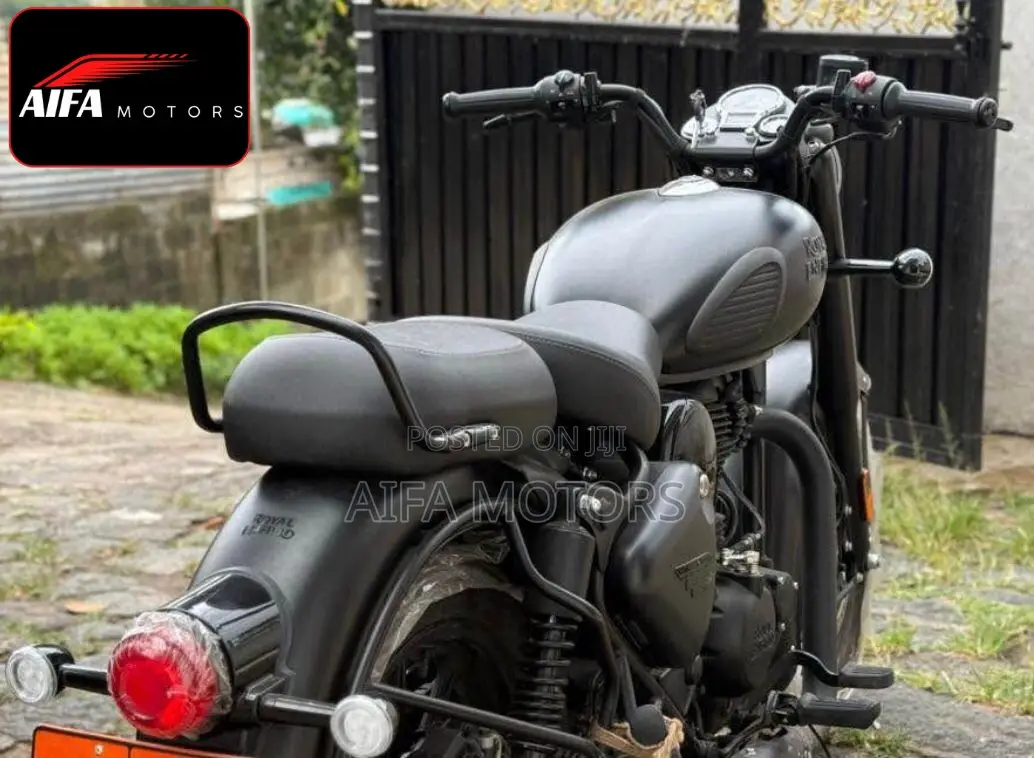 New Royal Motorcycle 2025 Black