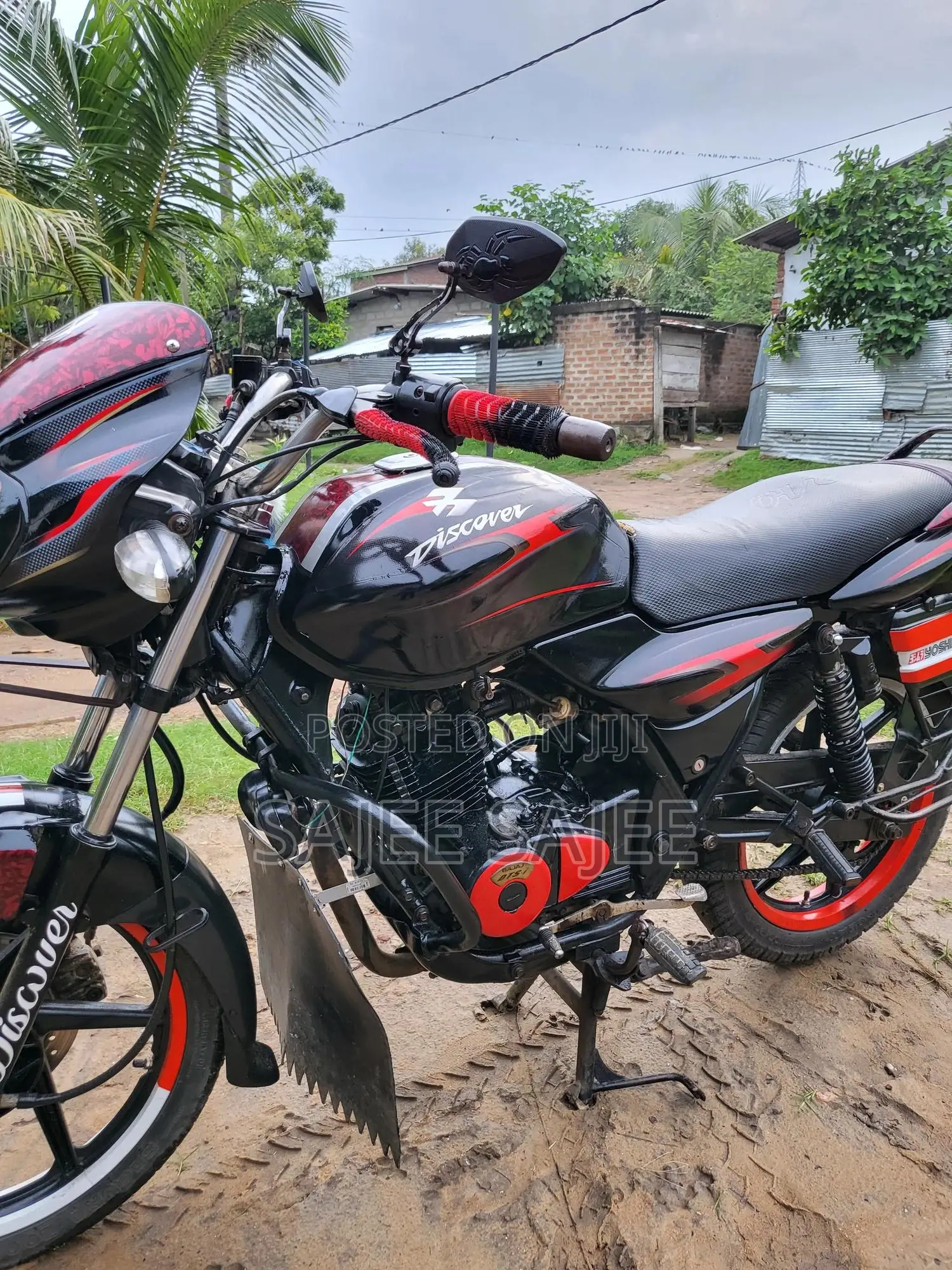 Bajaj Discover 135 2009 Black
